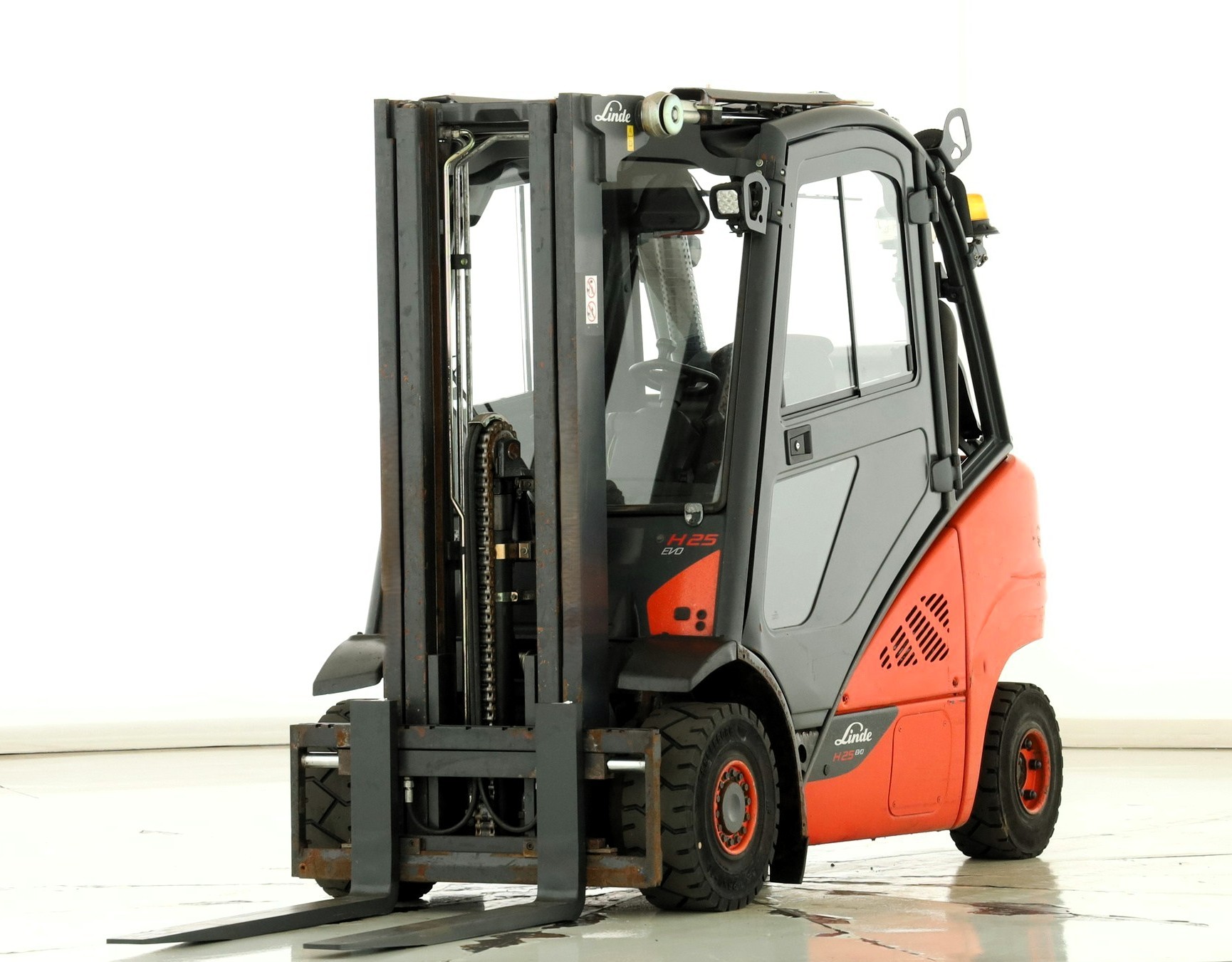 Linde H 25 T-02